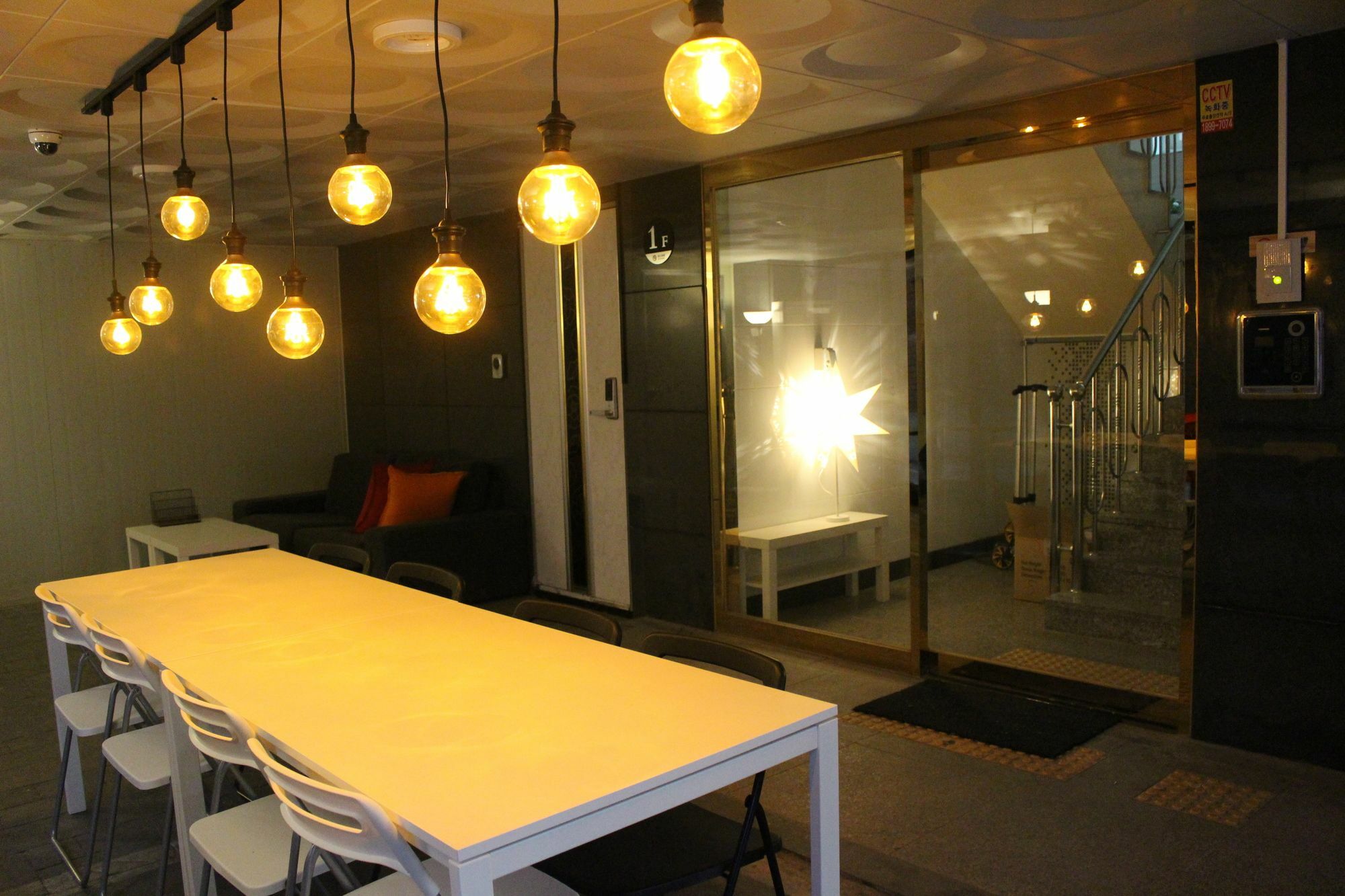 Bunk Guesthouse Hongdae2 Seul Zewnętrze zdjęcie