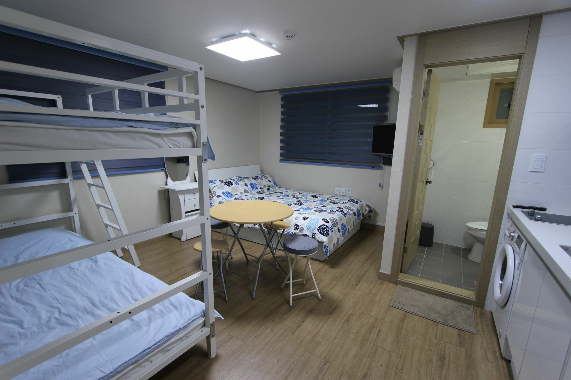 Bunk Guesthouse Hongdae2 Seul Zewnętrze zdjęcie