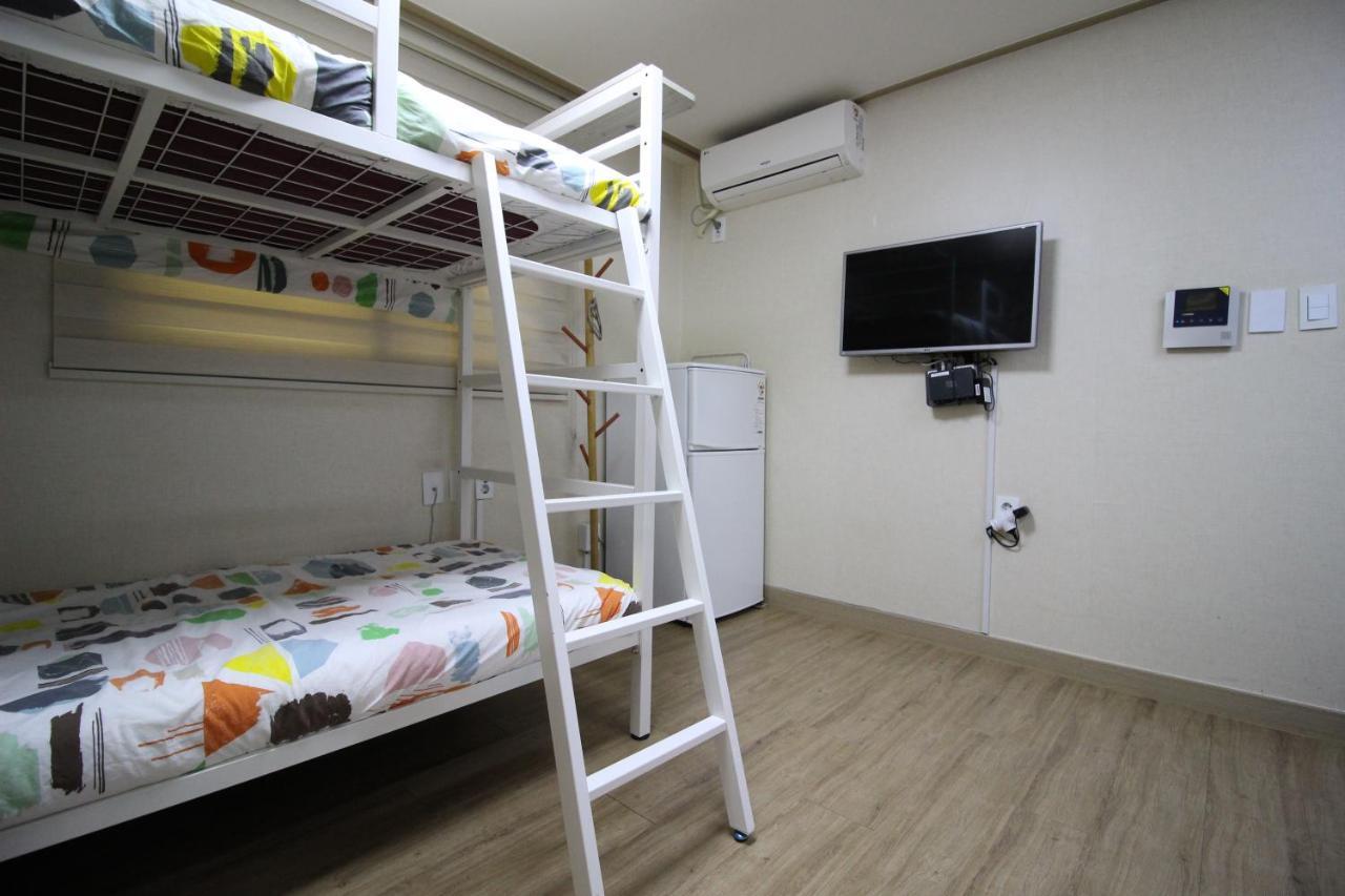 Bunk Guesthouse Hongdae2 Seul Zewnętrze zdjęcie